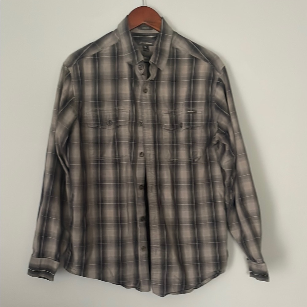 Eddie Bauer Classic Fit Men's Gray Plaid Shirt